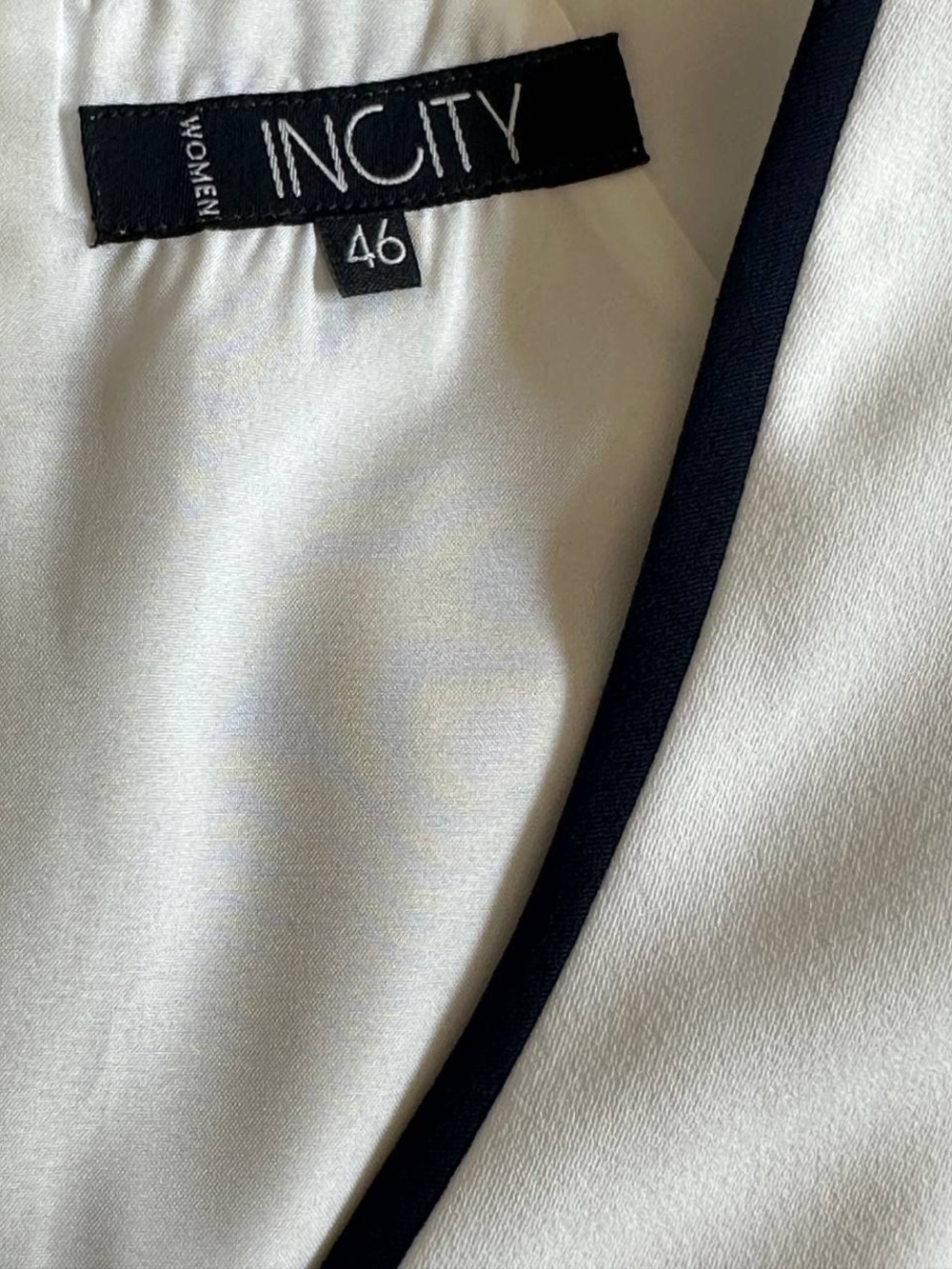 White Pleated Midi Dress with Black Trim - Picture 3 of 6
